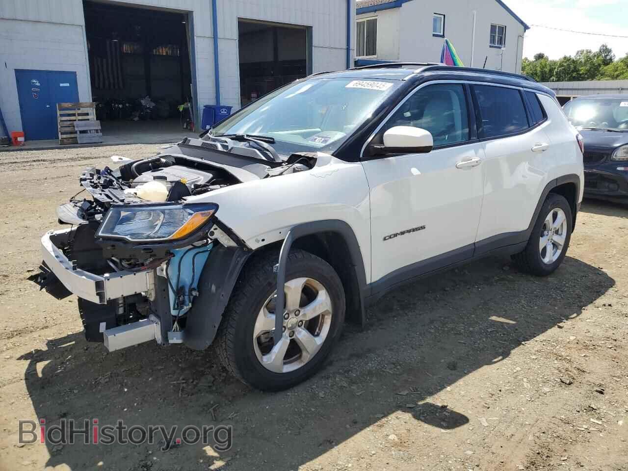 Фотография 3C4NJDBB9JT138021 - JEEP COMPASS 2018