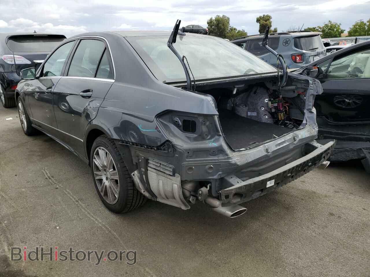 2013 MERCEDES-BENZ E-CLASS - VIN: WDDHF5KB9DA686820 - Фото 2