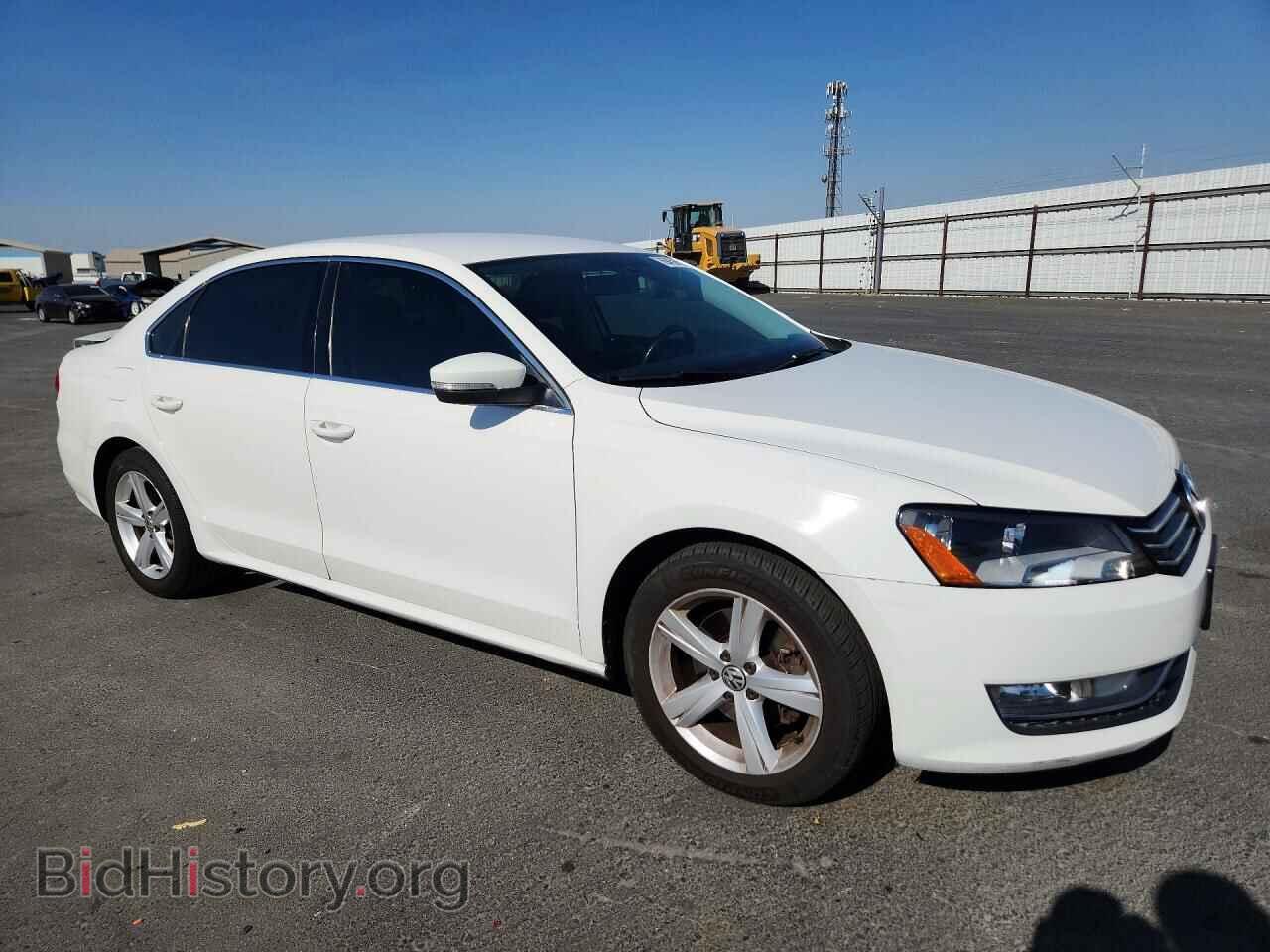 2015 VOLKSWAGEN PASSAT - VIN: 1VWAT7A38FC100252 - Photo 4