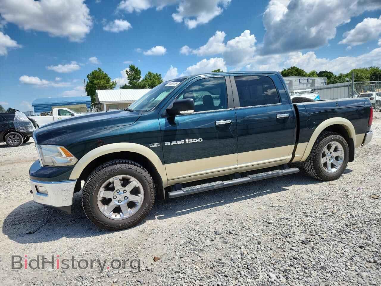 Photo 1D7RV1CT1BS570882 - DODGE All Models 2011