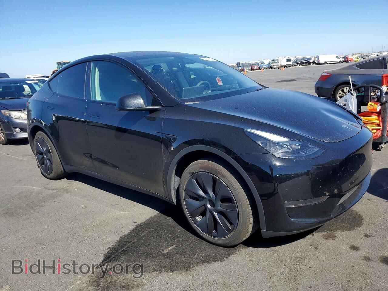 2024 TESLA MODEL Y - VIN: 7SAYGDED8RF123452 - Photo 4