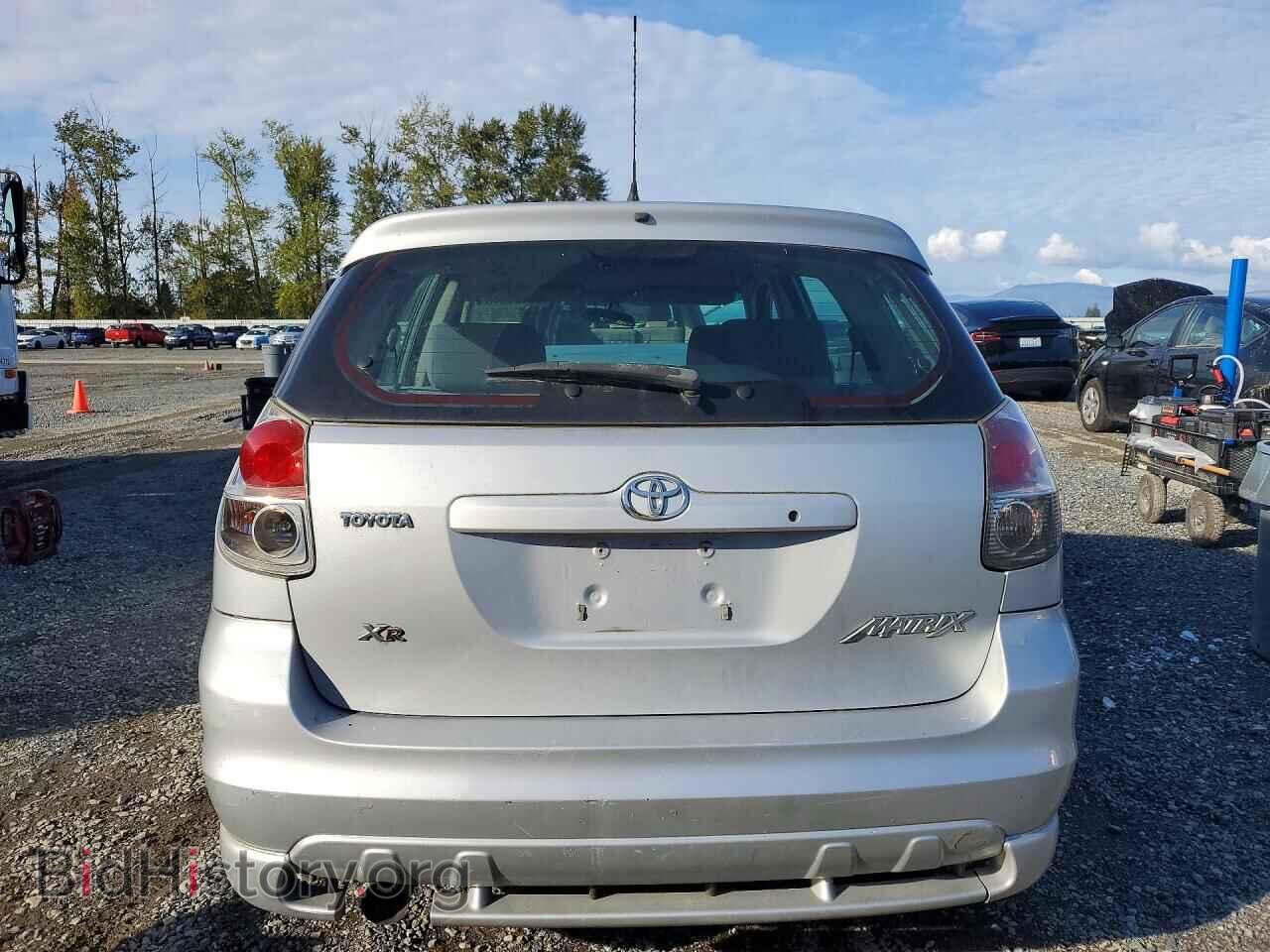 2005 TOYOTA MATRIX - VIN: 2T1KR32E05C477033 - Фото 6