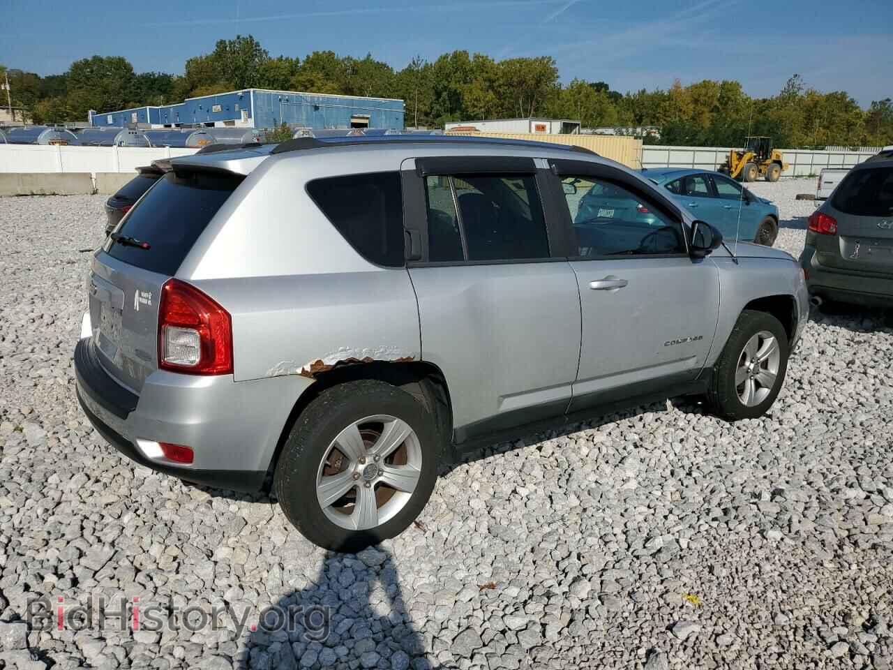 2011 JEEP COMPASS - VIN: 1J4NF1FB2BD244659 - Photo 3