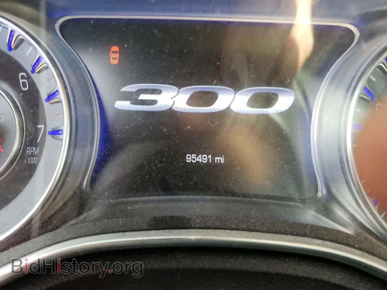 2019 CHRYSLER 300 - VIN: 2C3CCAKG8KH595526 - Фото 9