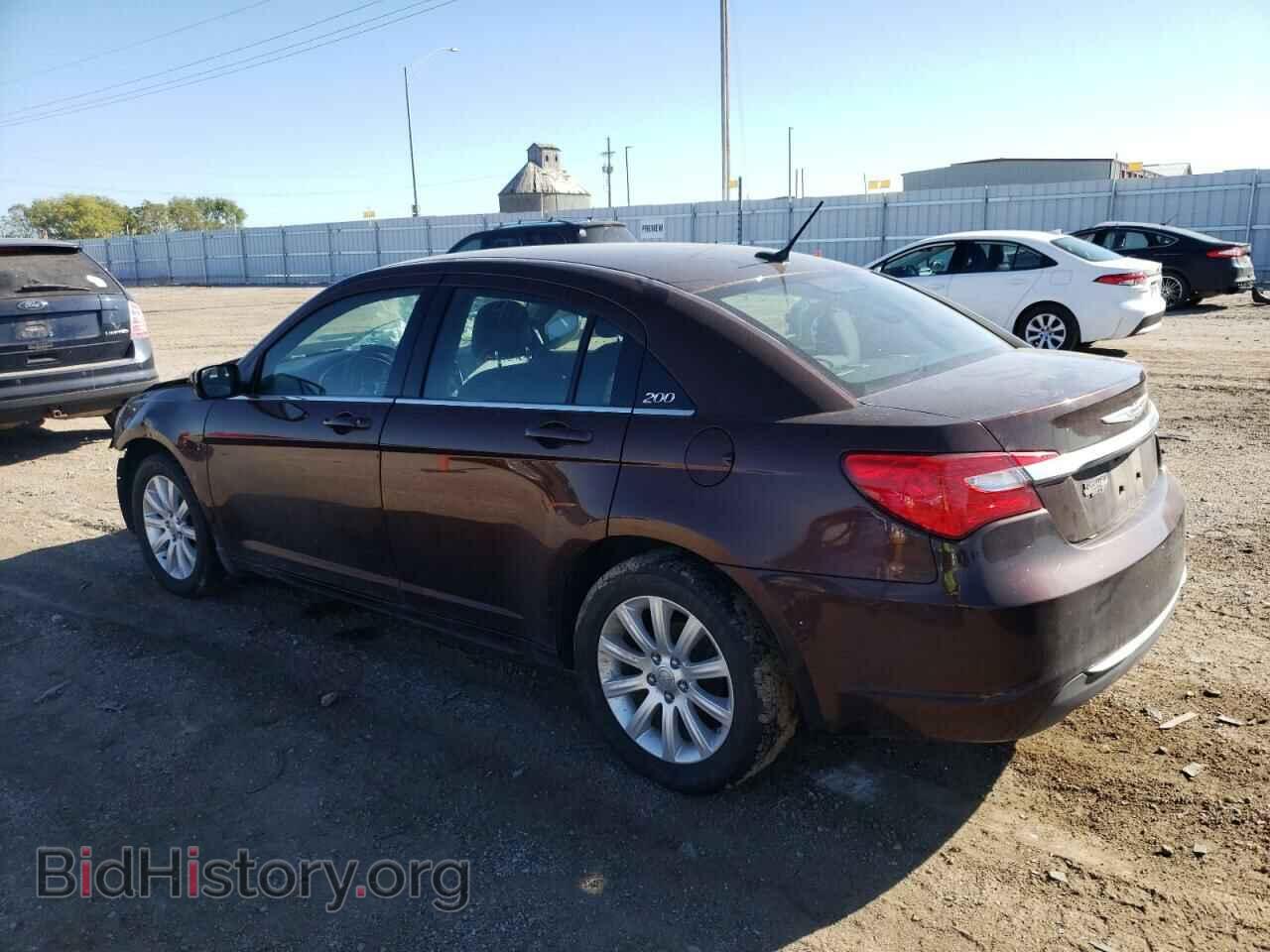 2013 CHRYSLER 200 - VIN: 1C3CCBBB7DN696352 - Фото 2