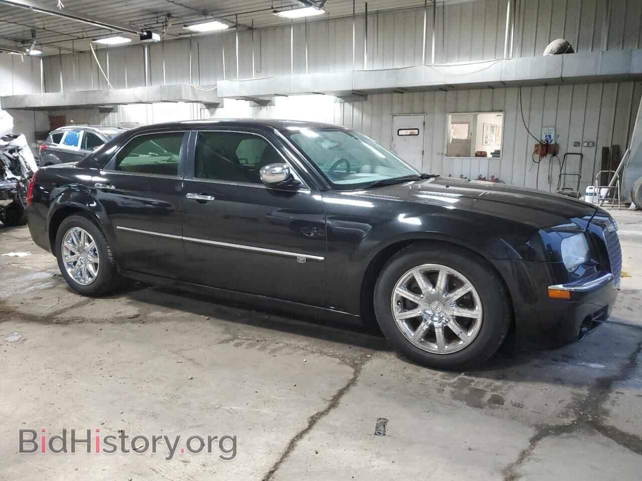 2010 CHRYSLER 300 - VIN: 2C3CA6CT7AH126523 - Фото 4