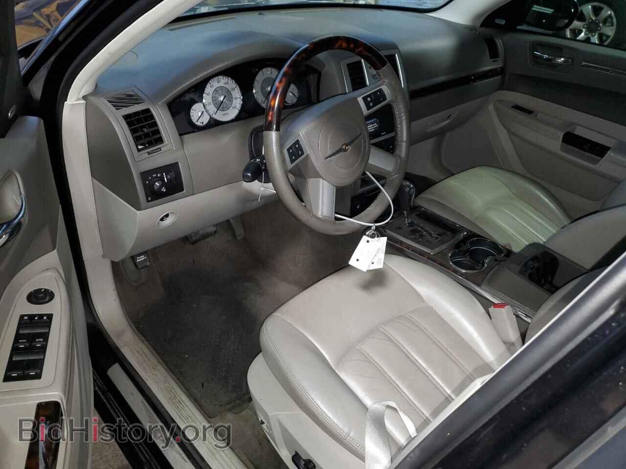 2010 CHRYSLER 300 - VIN: 2C3CA6CT7AH126523 - Фото 8