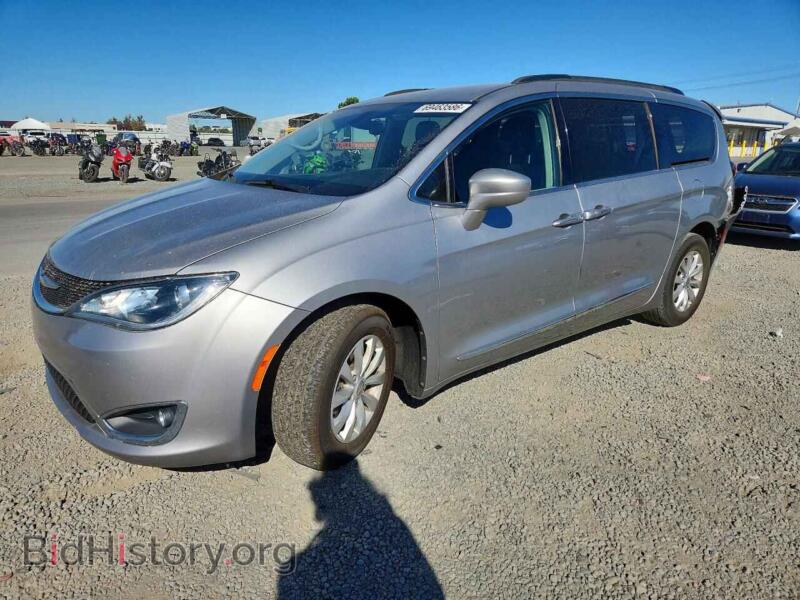 2017 Chrysler PACIFICA Touring L (VIN 2C4RC1BG3HR733739) — photo 1 of 13, Copart, damage: rear end