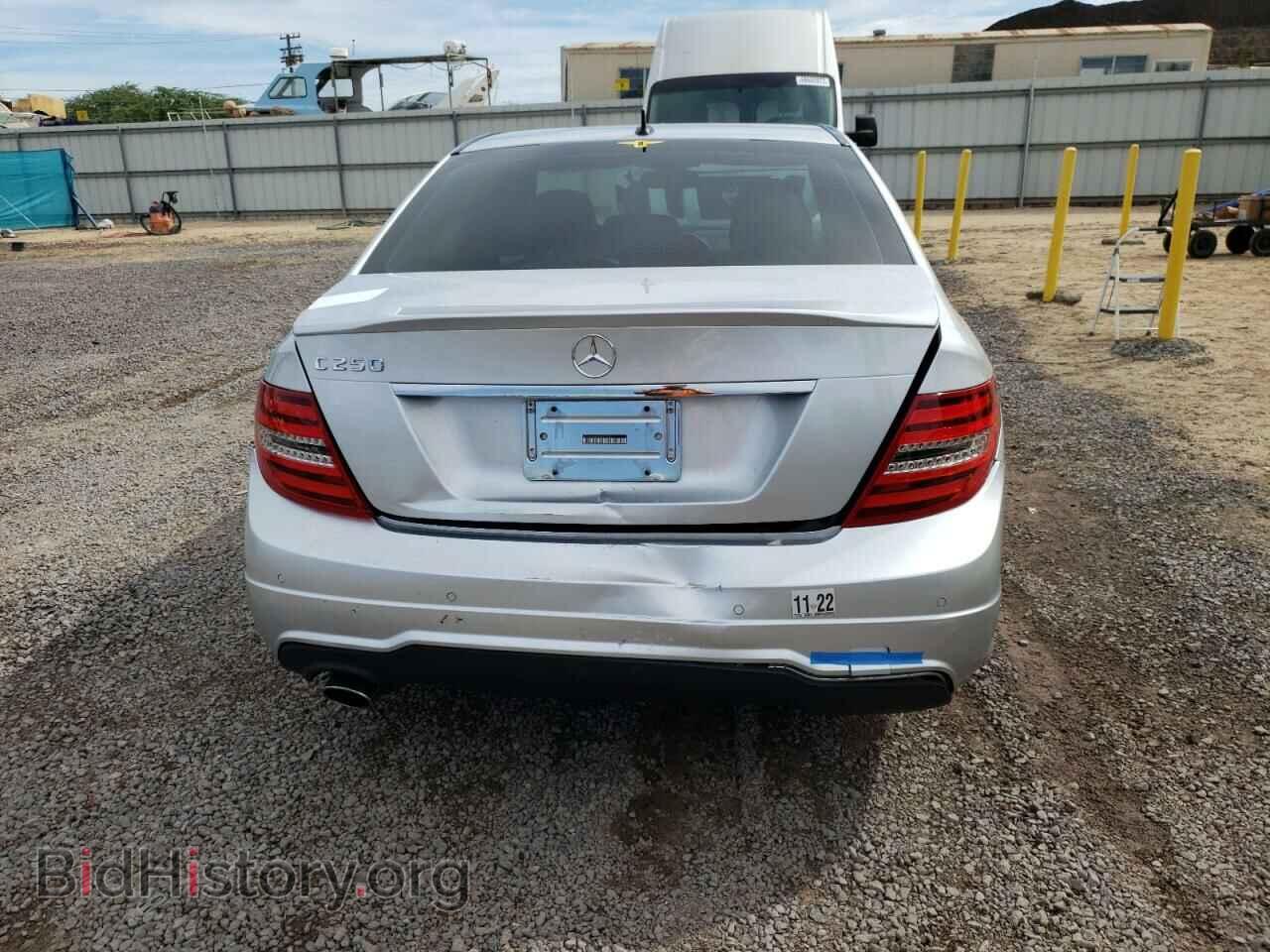 2013 MERCEDES-BENZ C-CLASS - VIN: WDDGF4HB0DA804329 - Фото 6