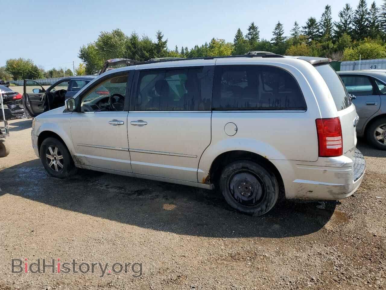2008 CHRYSLER MINIVAN - VIN: 2A8HR54P28R786195 - Фото 2