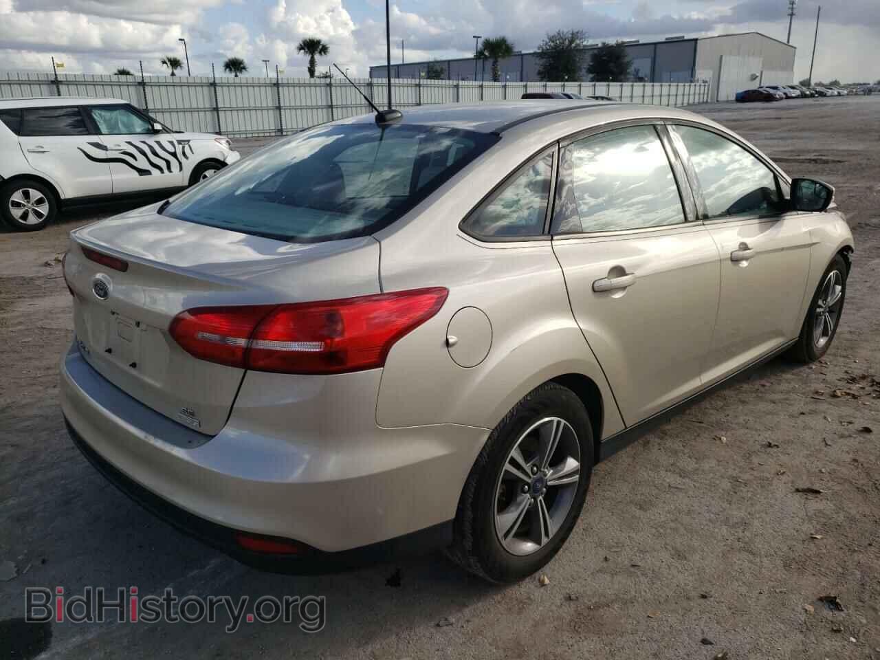 2017 FORD FOCUS - VIN: 1FADP3FE2HL306327 - Фото 4