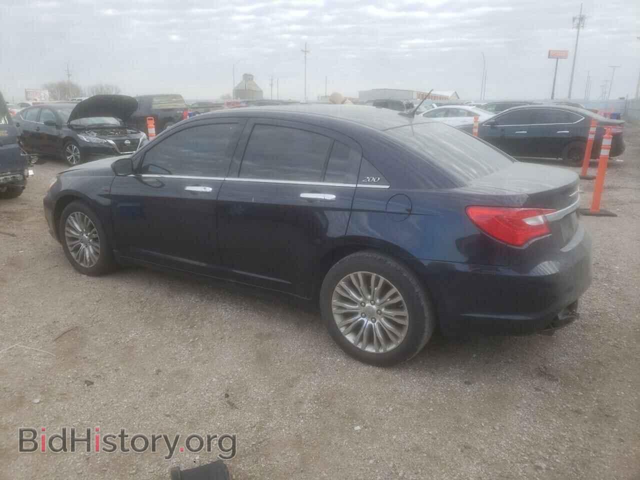 2012 CHRYSLER 200 - VIN: 1C3CCBCG2CN107751 - Фото 2