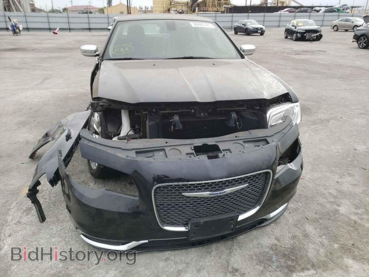 2019 CHRYSLER 300 - VIN: 2C3CCAEG7KH689389 - Фото 9