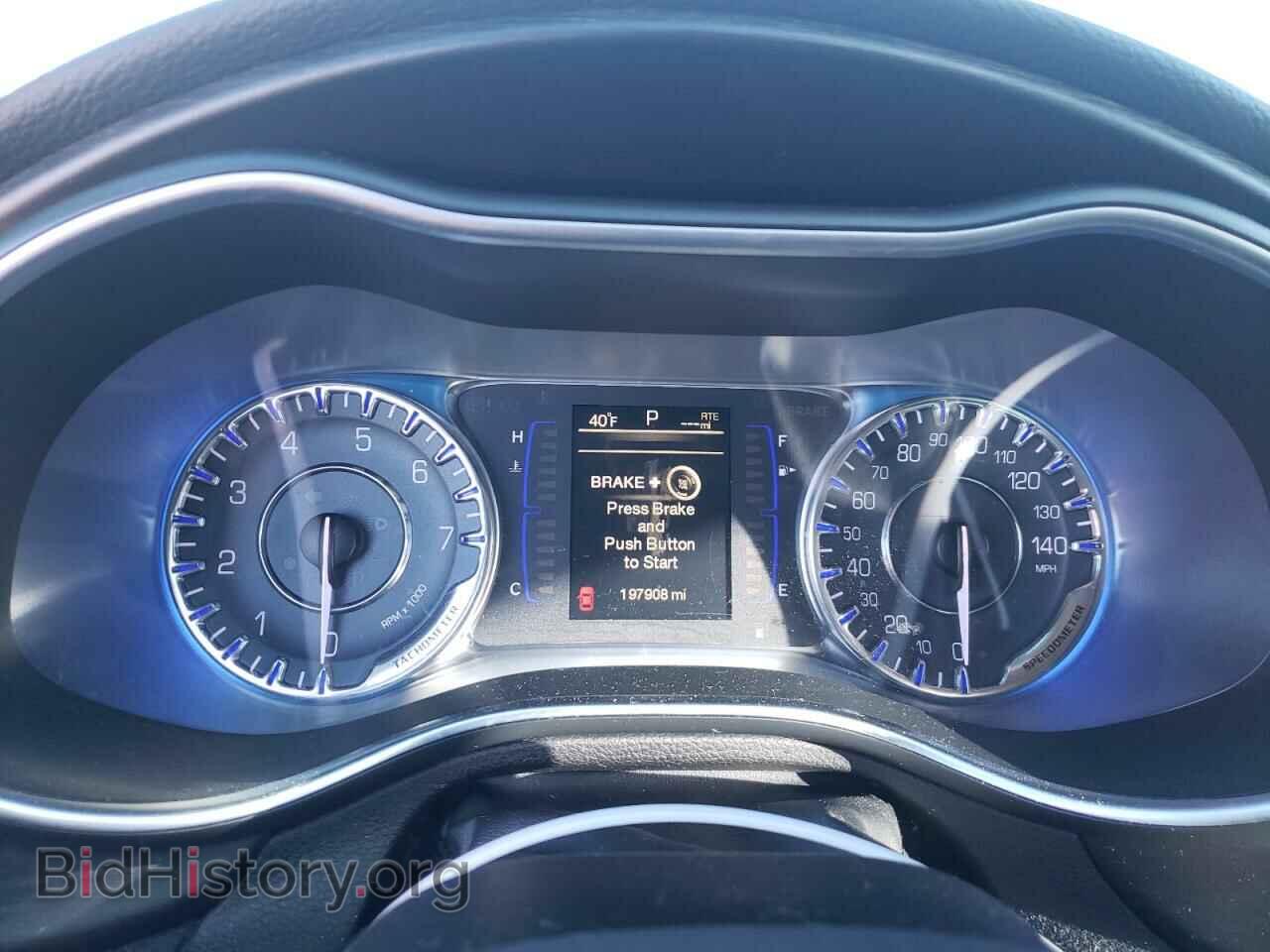 2015 CHRYSLER 200 - VIN: 1C3CCCABXFN635104 - Фото 9