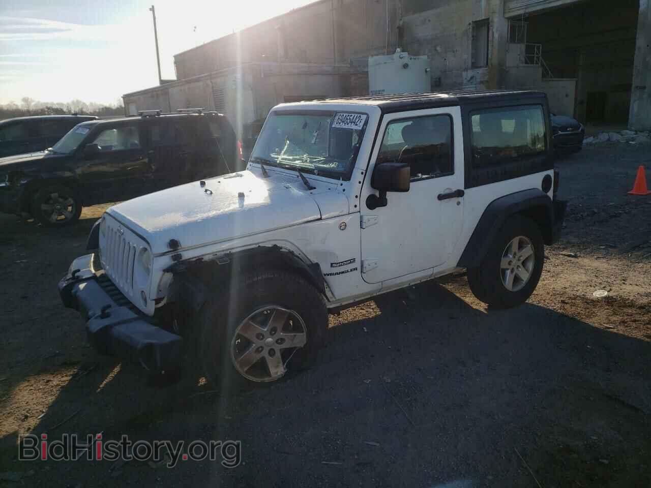 Фотография 1C4AJWAGXEL267605 - JEEP WRANGLER 2014