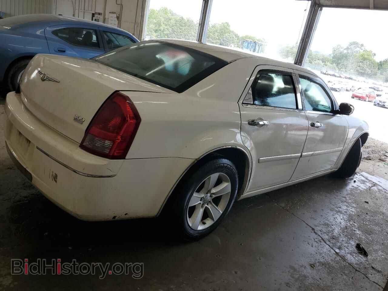 2006 CHRYSLER 300 - VIN: 2C3KA53G36H357581 - Фото 3