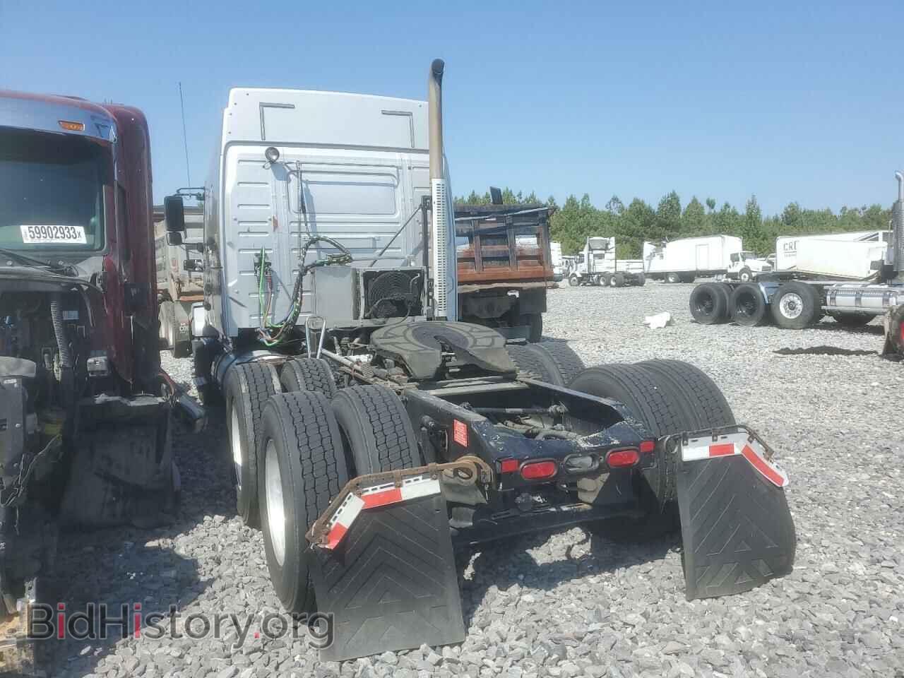 2016 VOLVO VN - VIN: 4V4NC9EHXGN973680 - Фото 3