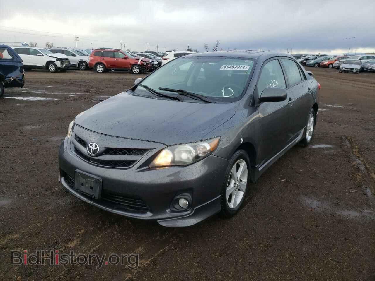 2011 TOYOTA COROLLA - VIN: 2T1BU4EE2BC650496 - Фото 2