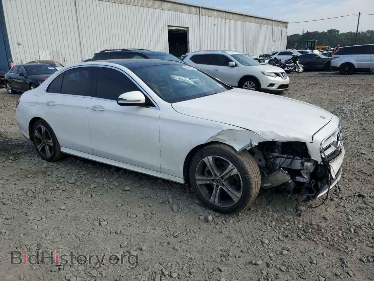 2018 MERCEDES-BENZ E-CLASS - VIN: WDDZF4KB2JA353031 - Фото 4