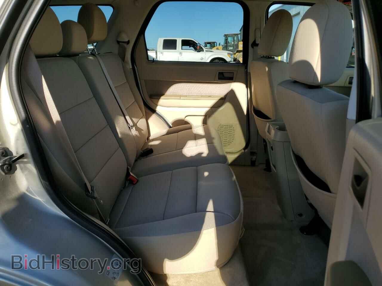 2011 FORD ESCAPE - VIN: 1FMCU0D70BKA56239 - Фото 10