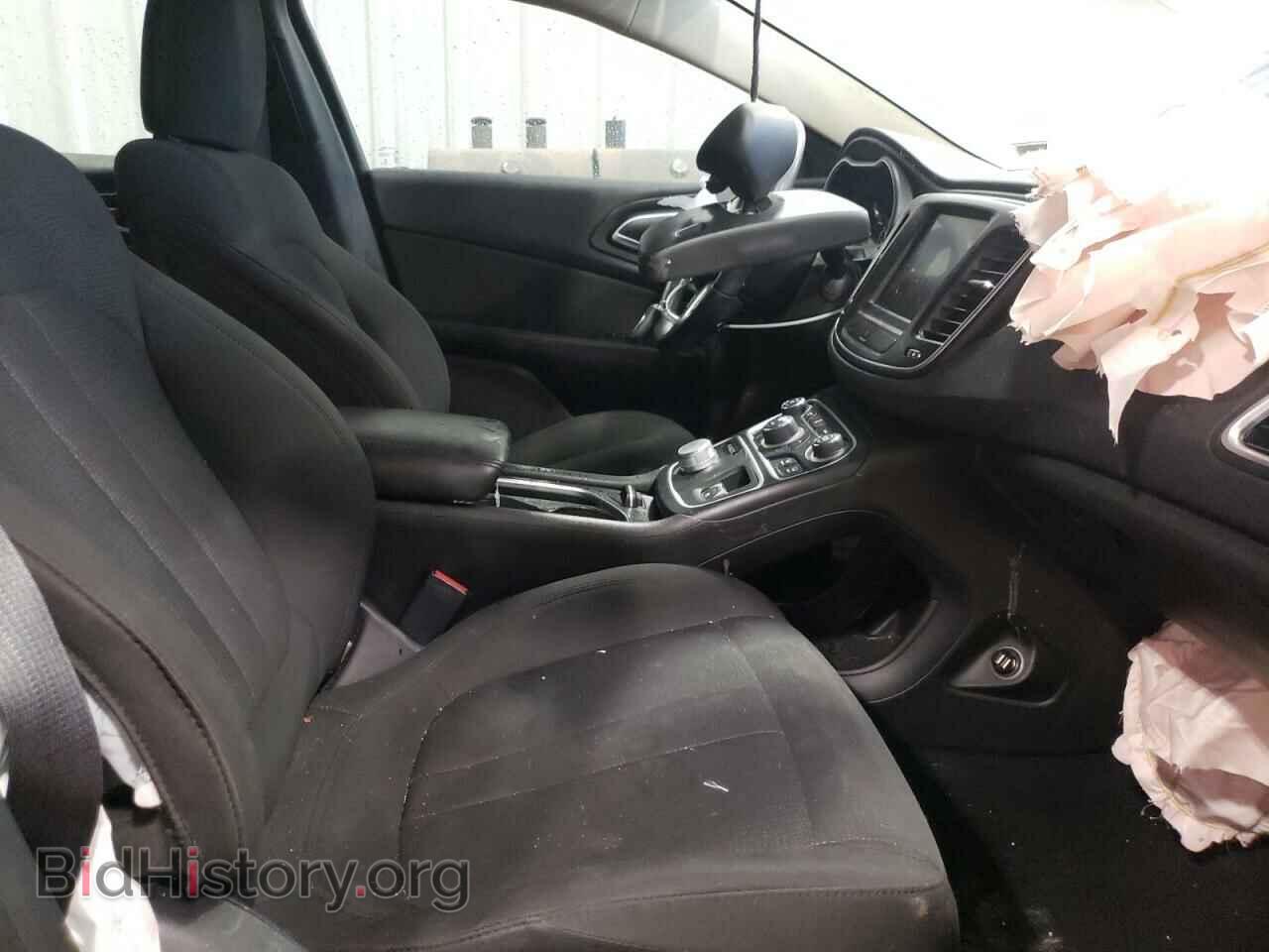 2016 CHRYSLER 200 - VIN: 1C3CCCAG1GN135328 - Фото 5