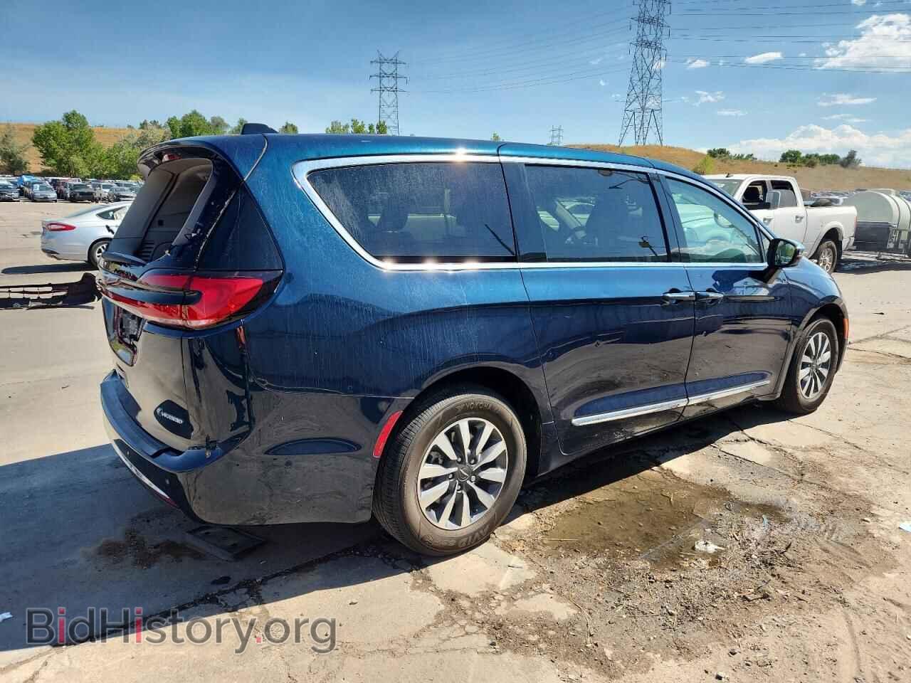 2023 CHRYSLER PACIFICA - VIN: 2C4RC1S74PR569691 - Фото 3