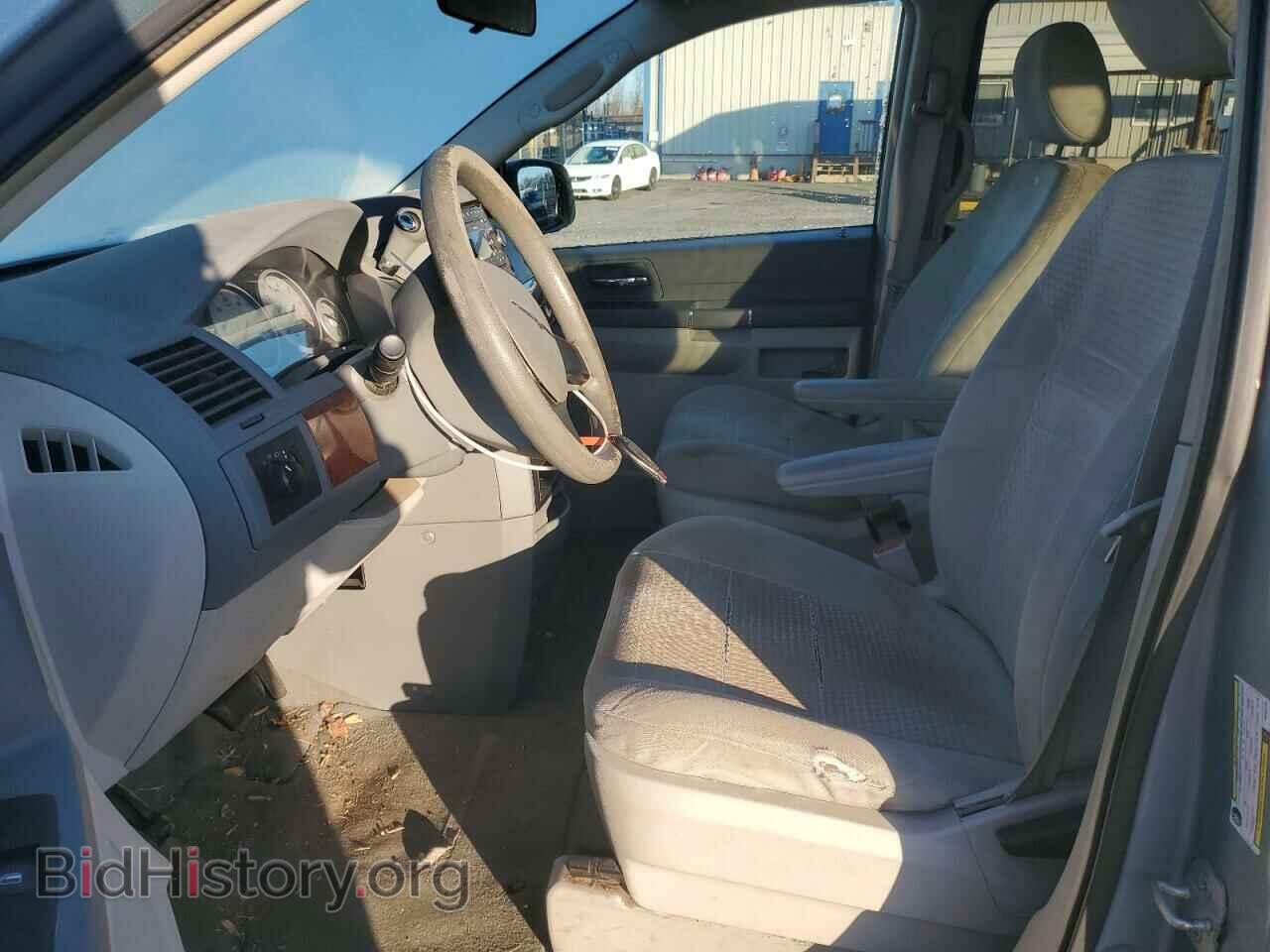 2008 CHRYSLER MINIVAN - VIN: 2A8HR44H68R682733 - Фото 7
