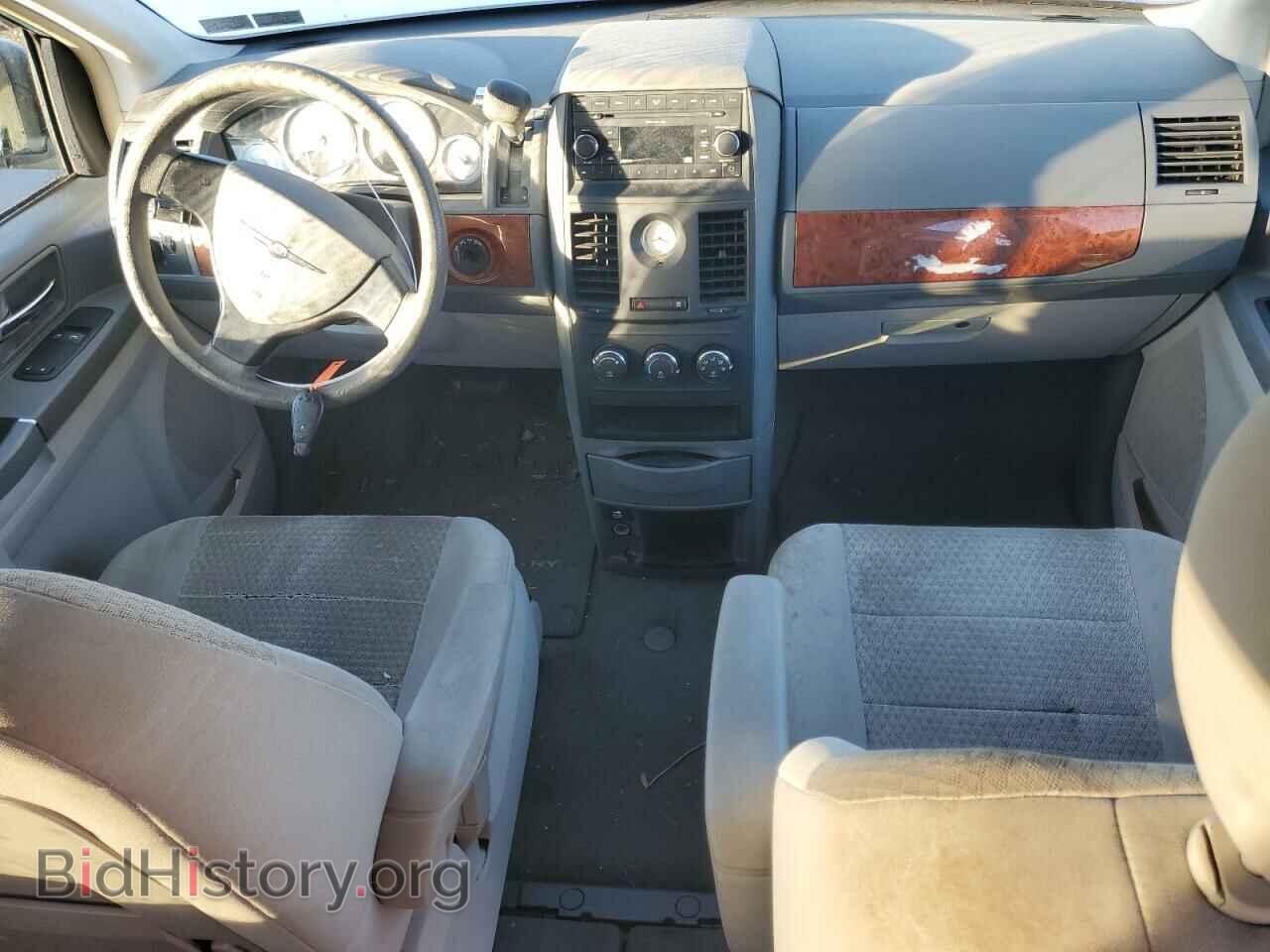 2008 CHRYSLER MINIVAN - VIN: 2A8HR44H68R682733 - Фото 8