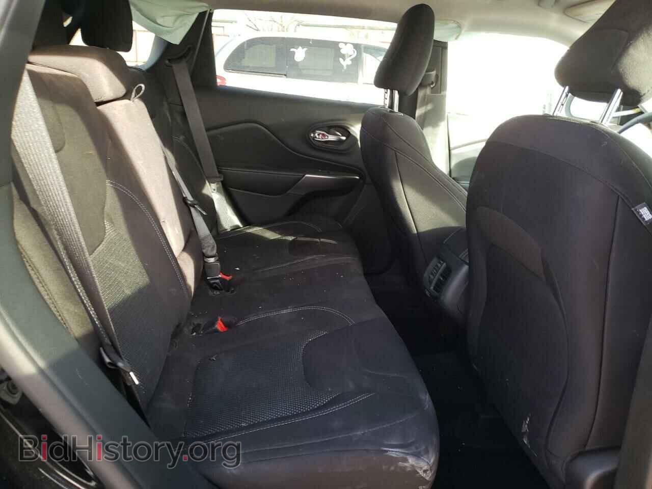 2019 JEEP CHEROKEE - VIN: 1C4PJLCB8KD486532 - Фото 6