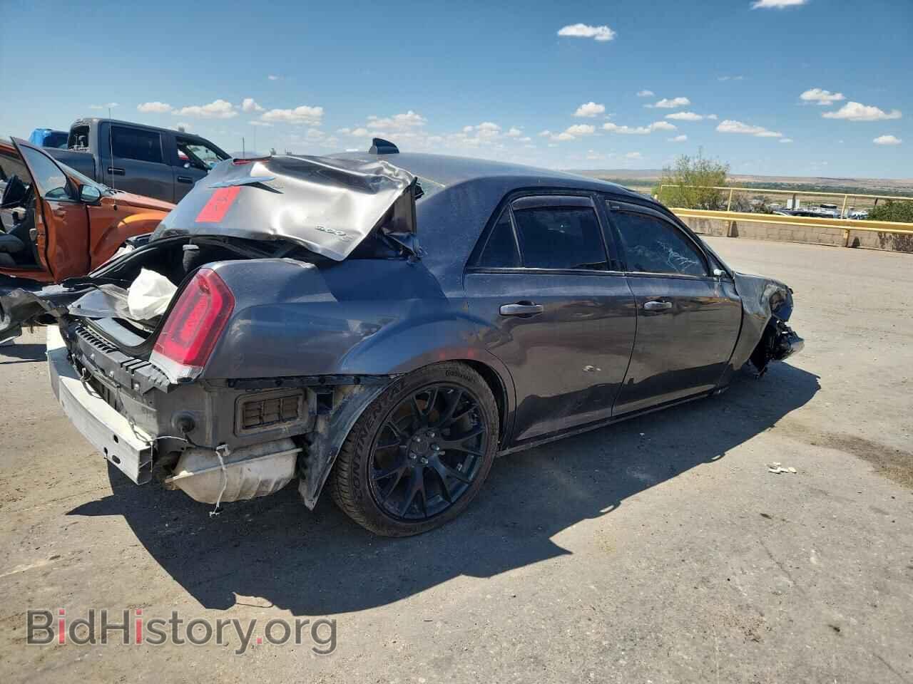 2019 CHRYSLER 300 - VIN: 2C3CCABG2KH516528 - Photo 3
