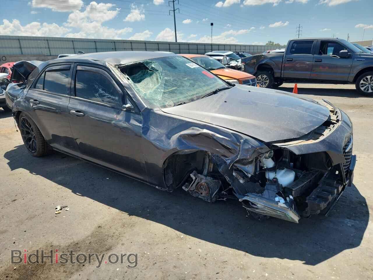 2019 CHRYSLER 300 - VIN: 2C3CCABG2KH516528 - Photo 4