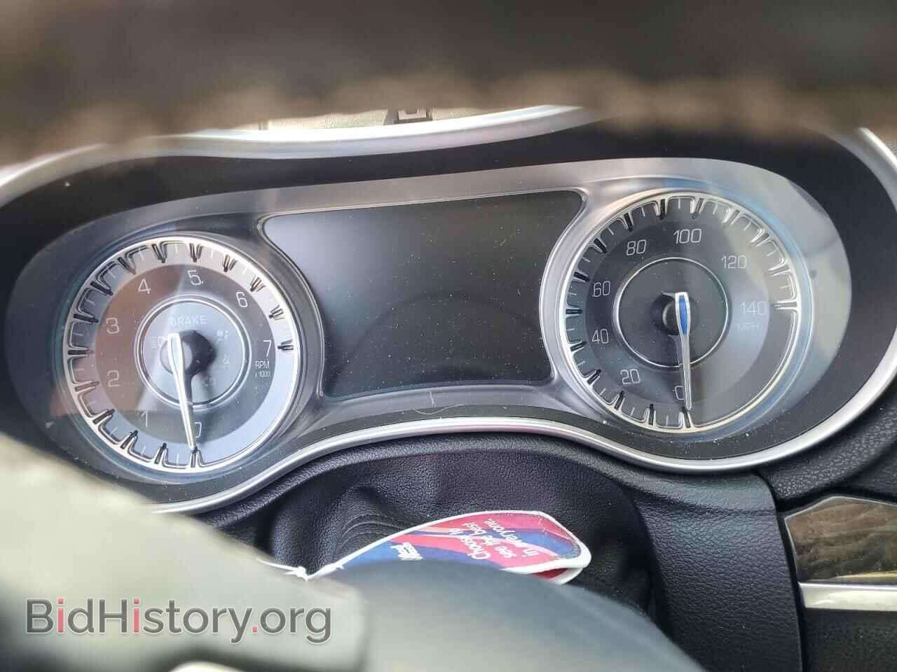 2016 CHRYSLER 300 - VIN: 2C3CCAEG5GH156352 - Фото 9