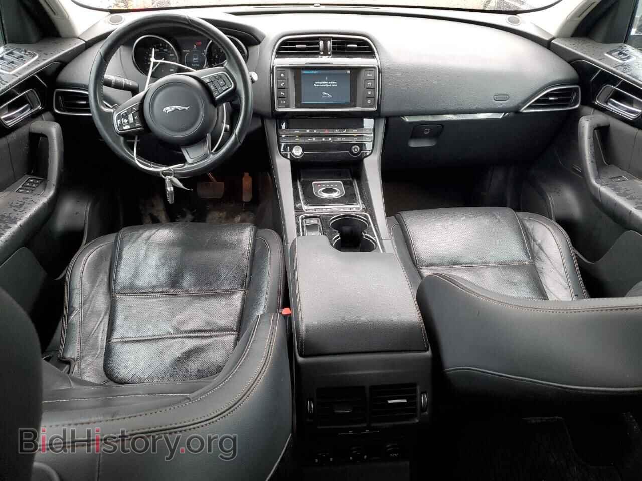 2017 JAGUAR F-PACE - VIN: SADCK2BV9HA063684 - Фото 8