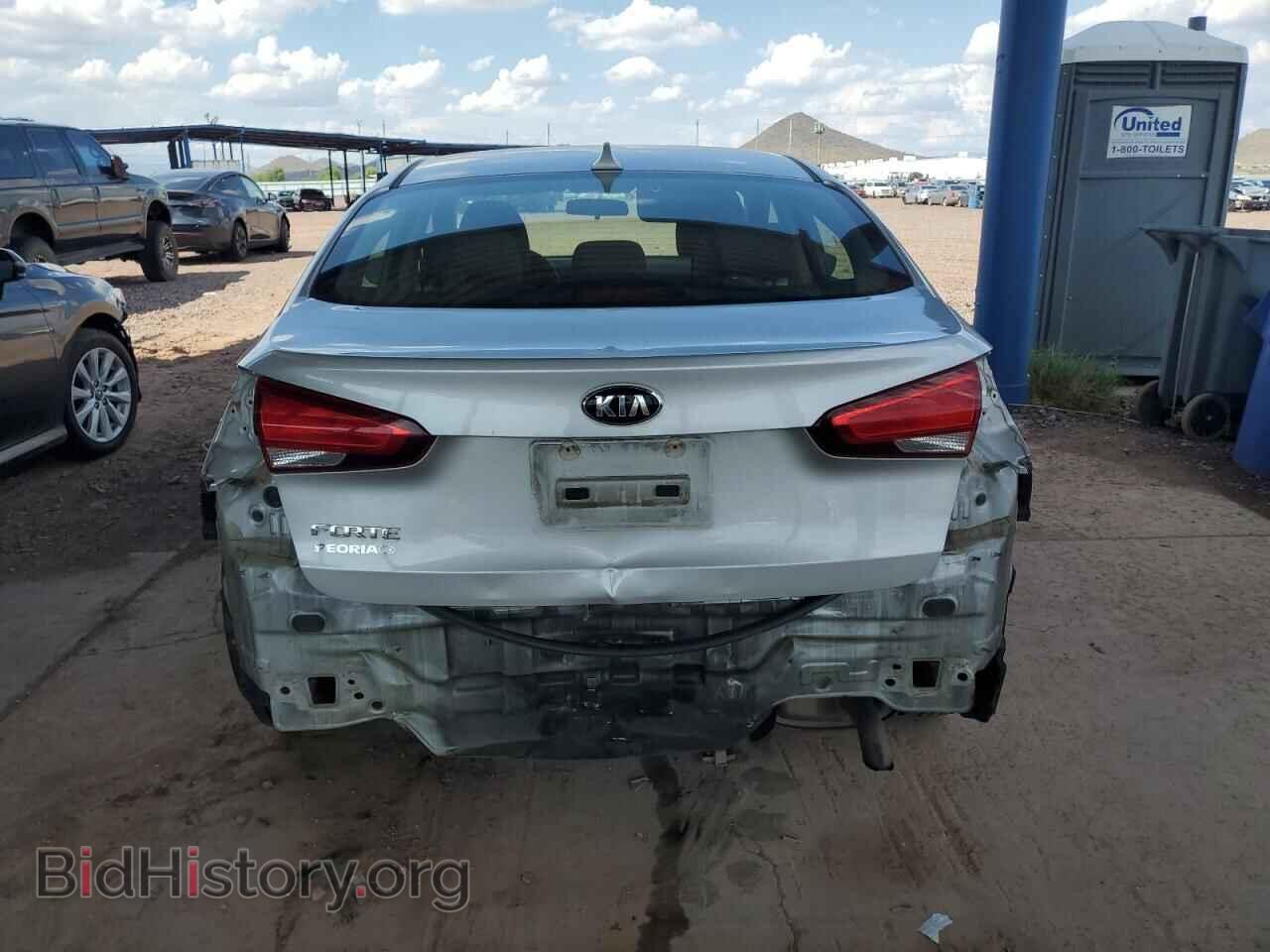 2017 KIA FORTE - VIN: 3KPFK4A73HE143387 - Фото 6
