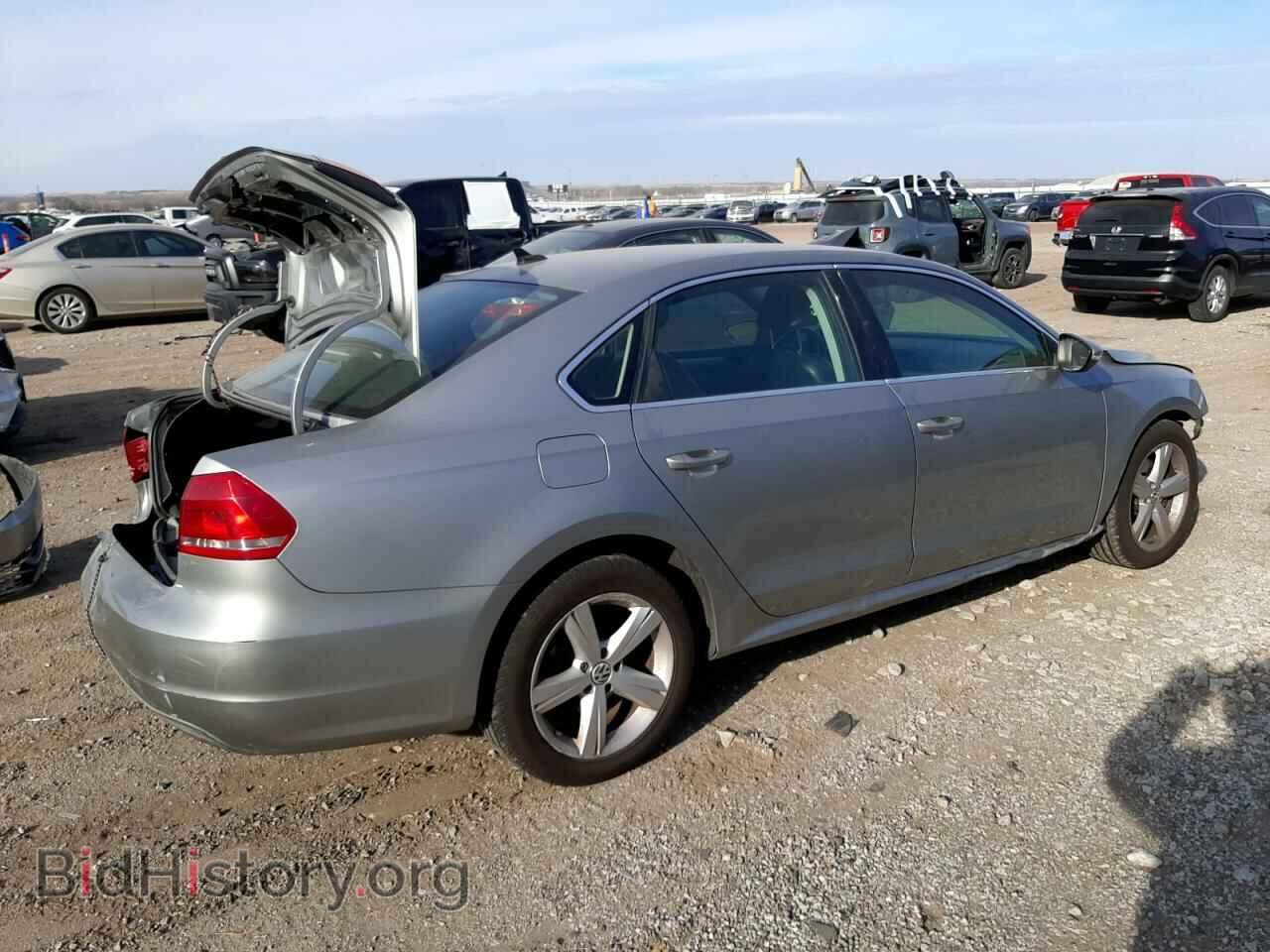 2012 VOLKSWAGEN PASSAT - VIN: 1VWBP7A35CC003014 - Фото 3