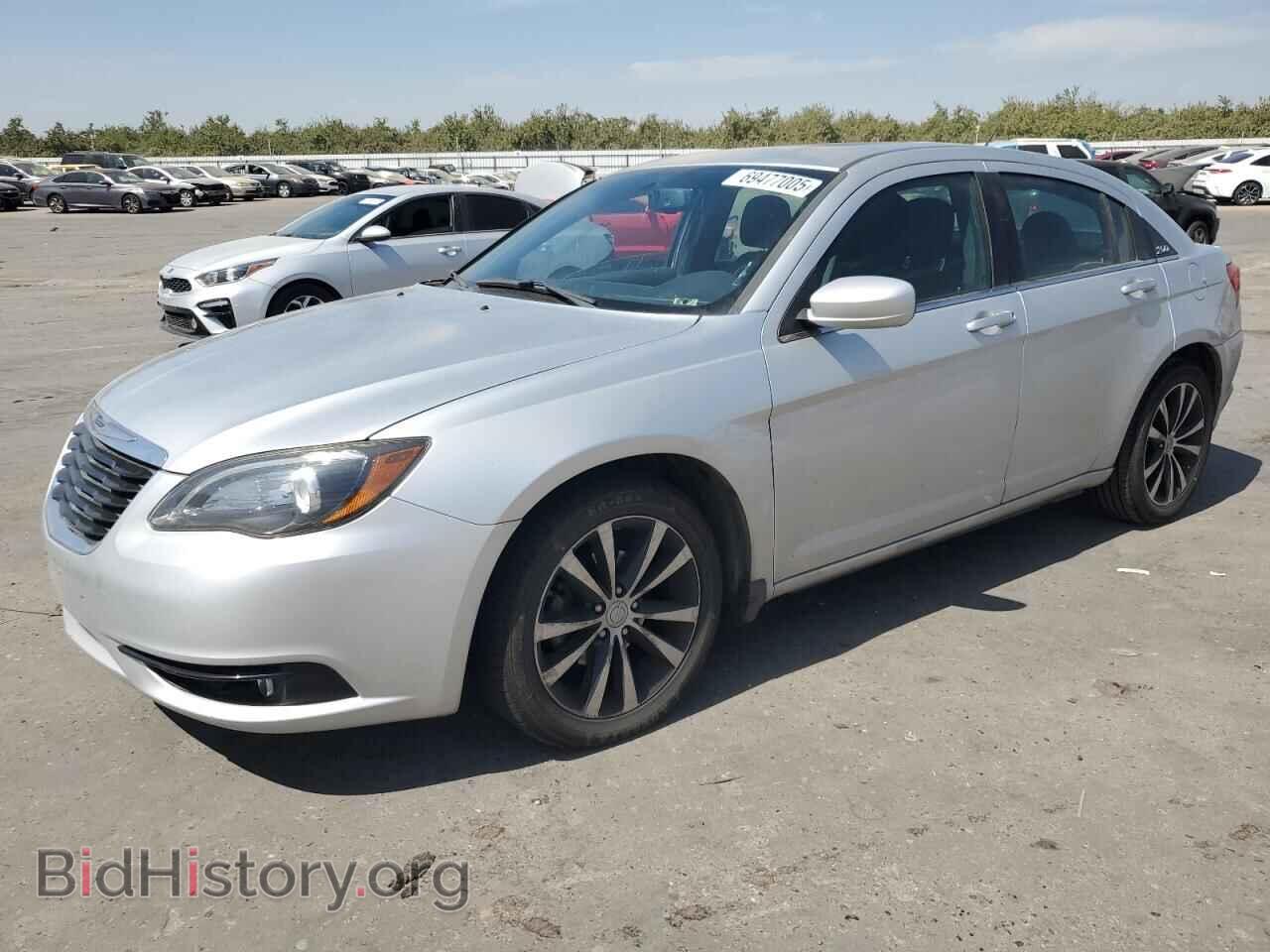 Фотография 1C3CCBBGXCN269032 - CHRYSLER 200 2012