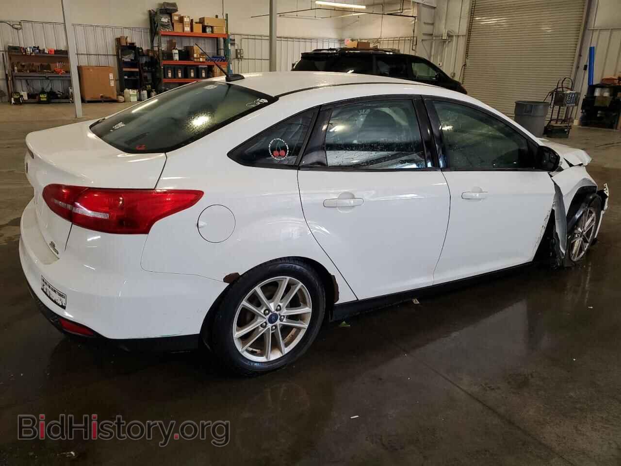 2016 FORD FOCUS - VIN: 1FADP3F29GL310962 - Фото 3