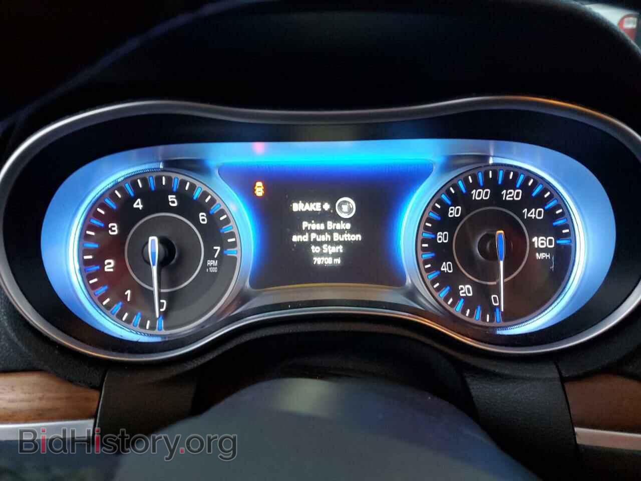 2017 CHRYSLER 300 - VIN: 2C3CCAPT0HH616318 - Фото 9