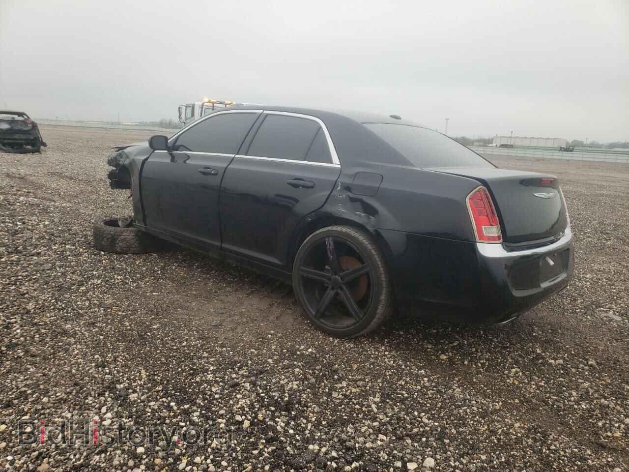 2013 CHRYSLER 300 - VIN: 2C3CCAAG3DH504425 - Фото 2
