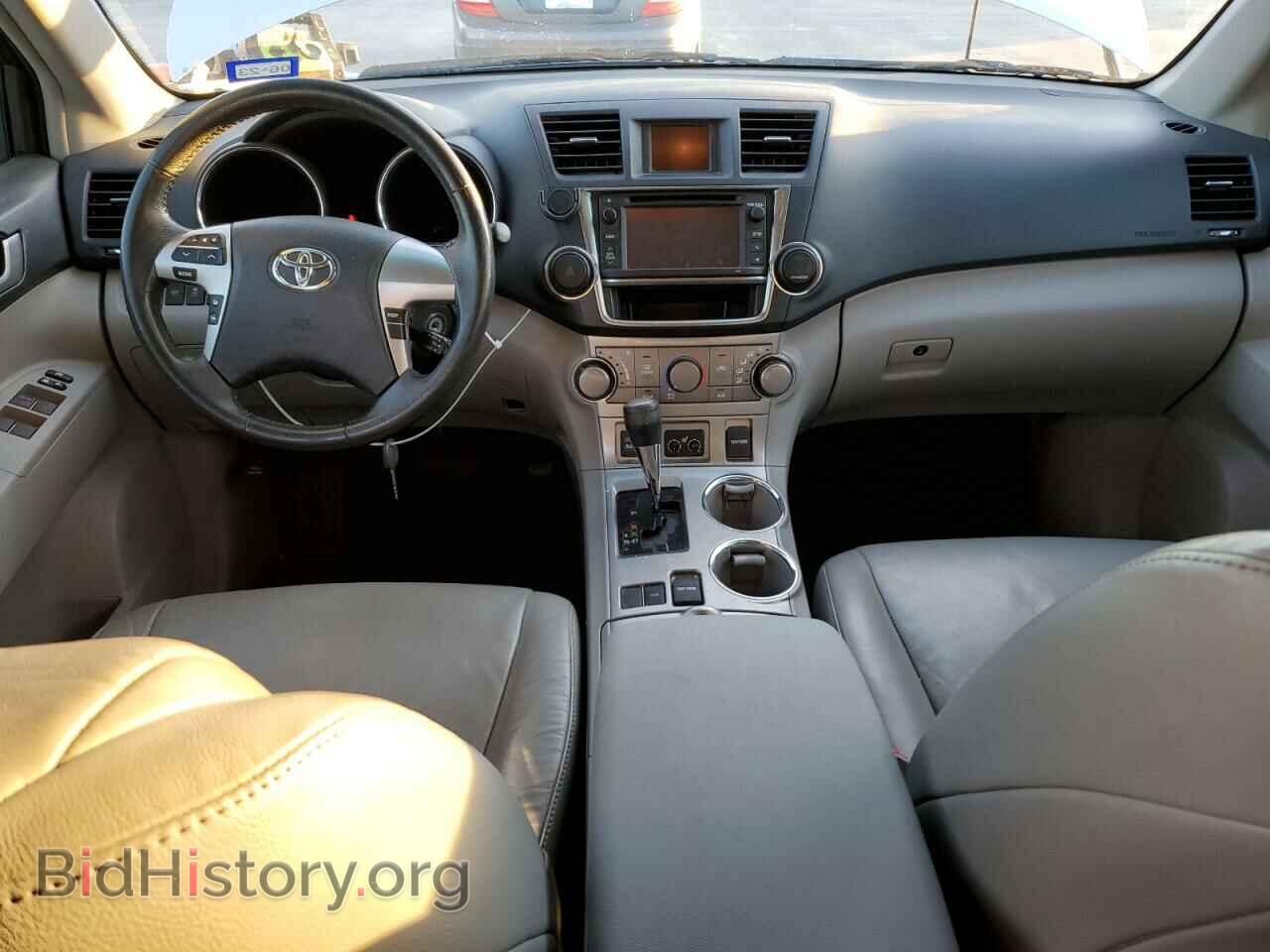 2013 TOYOTA HIGHLANDER - VIN: 5TDZK3EH8DS101727 - Фото 8