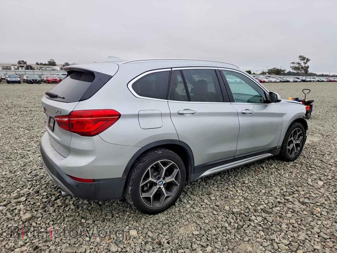 2016 BMW X1 - VIN: WBXHT3C30G5E47528 - Фото 3