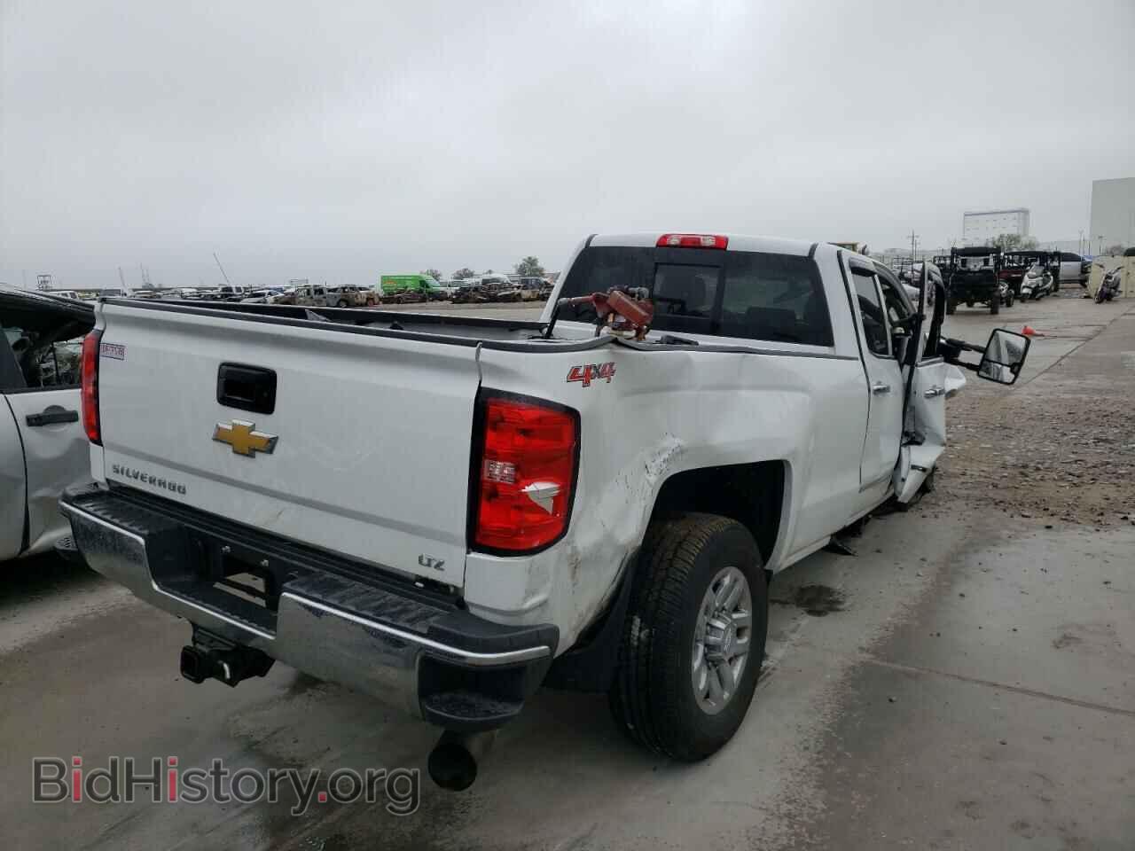 2017 CHEVROLET SILVERADO - VIN: 1GC2KWEY2HZ204763 - Фото 4