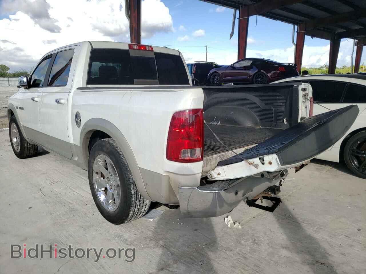 2010 DODGE RAM 1500 - VIN: 1D7RB1CT0AS185479 - Фото 3