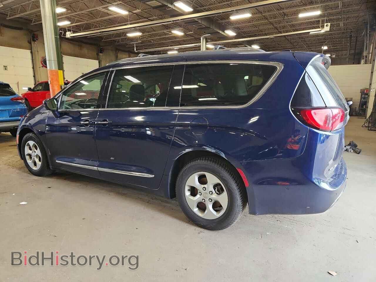 2017 CHRYSLER PACIFICA - VIN: 2C4RC1EG7HR513760 - Photo 2