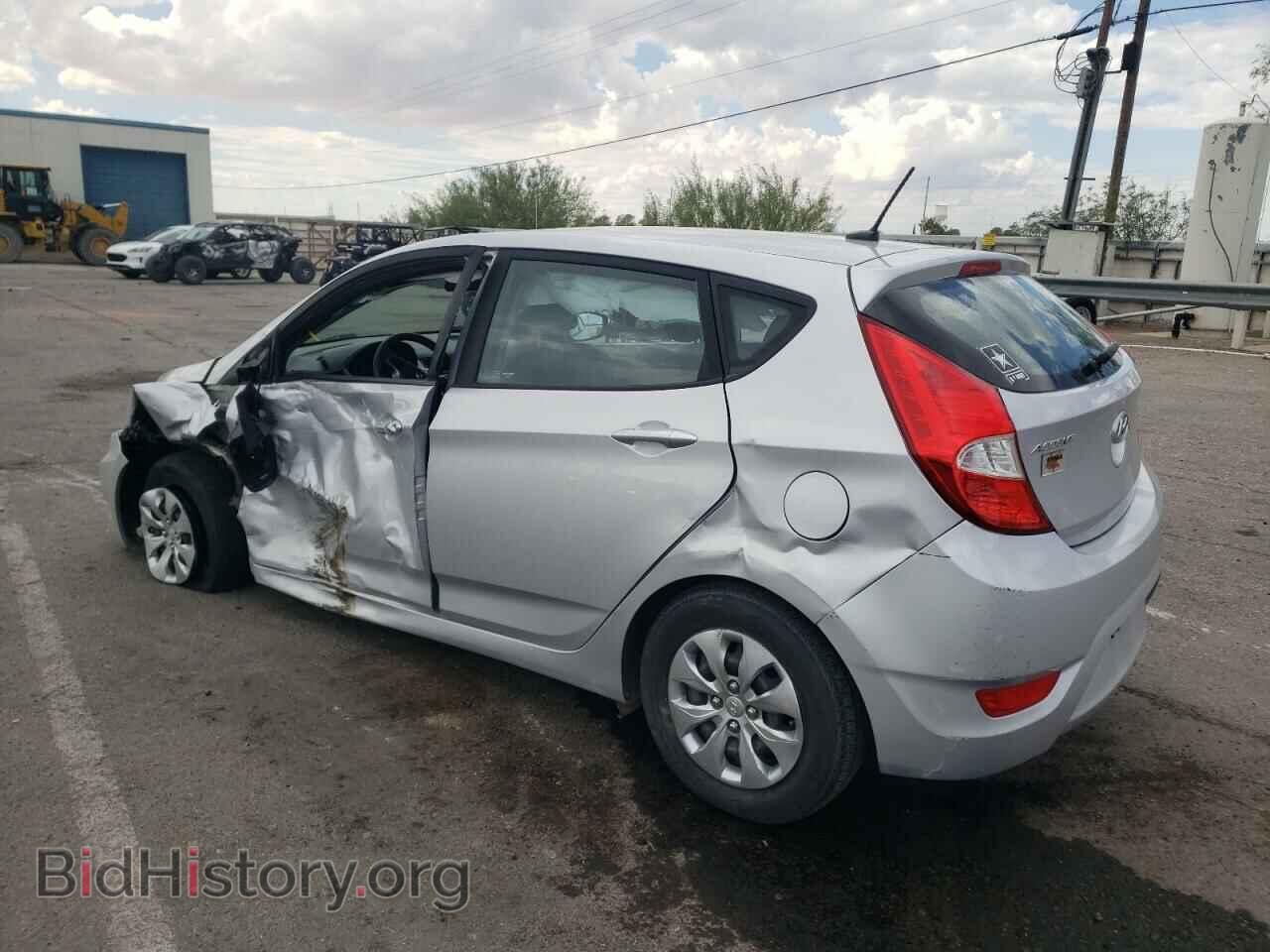 2017 HYUNDAI ACCENT - VIN: KMHCT5AE0HU337070 - Фото 2