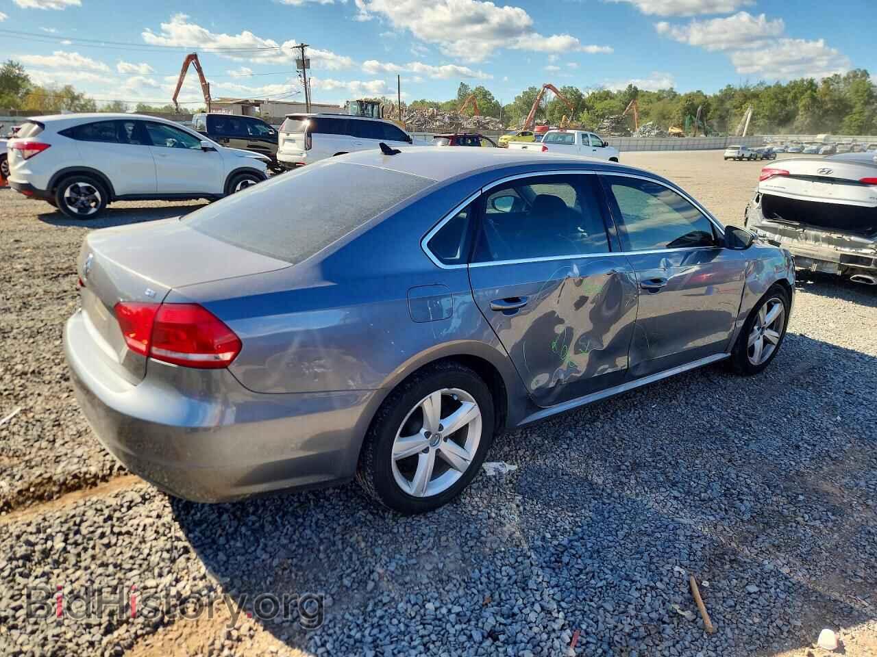 2012 VOLKSWAGEN PASSAT - VIN: 1VWBP7A33CC063065 - Фото 3