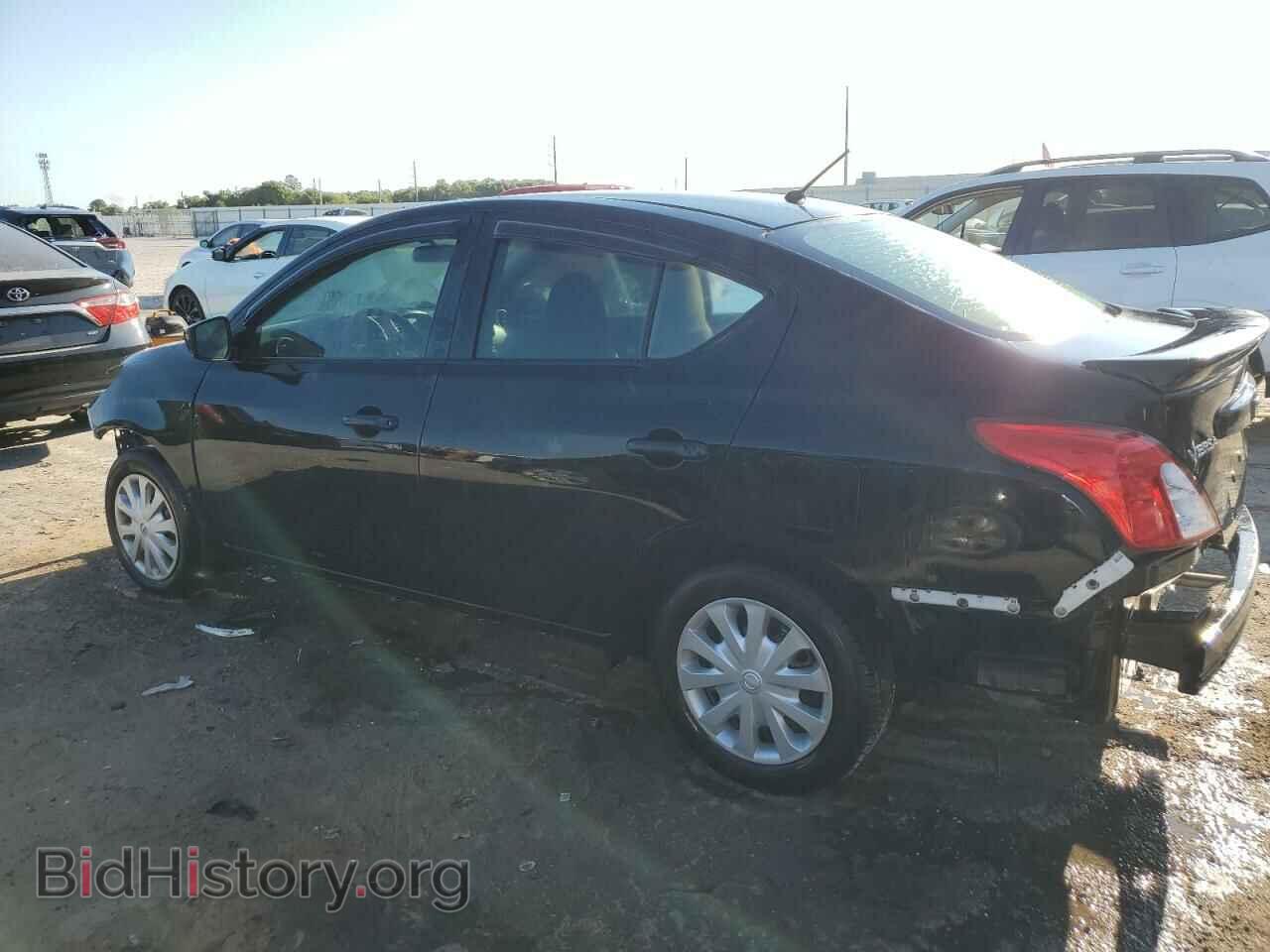 2017 NISSAN VERSA - VIN: 3N1CN7AP1HL832497 - Photo 2