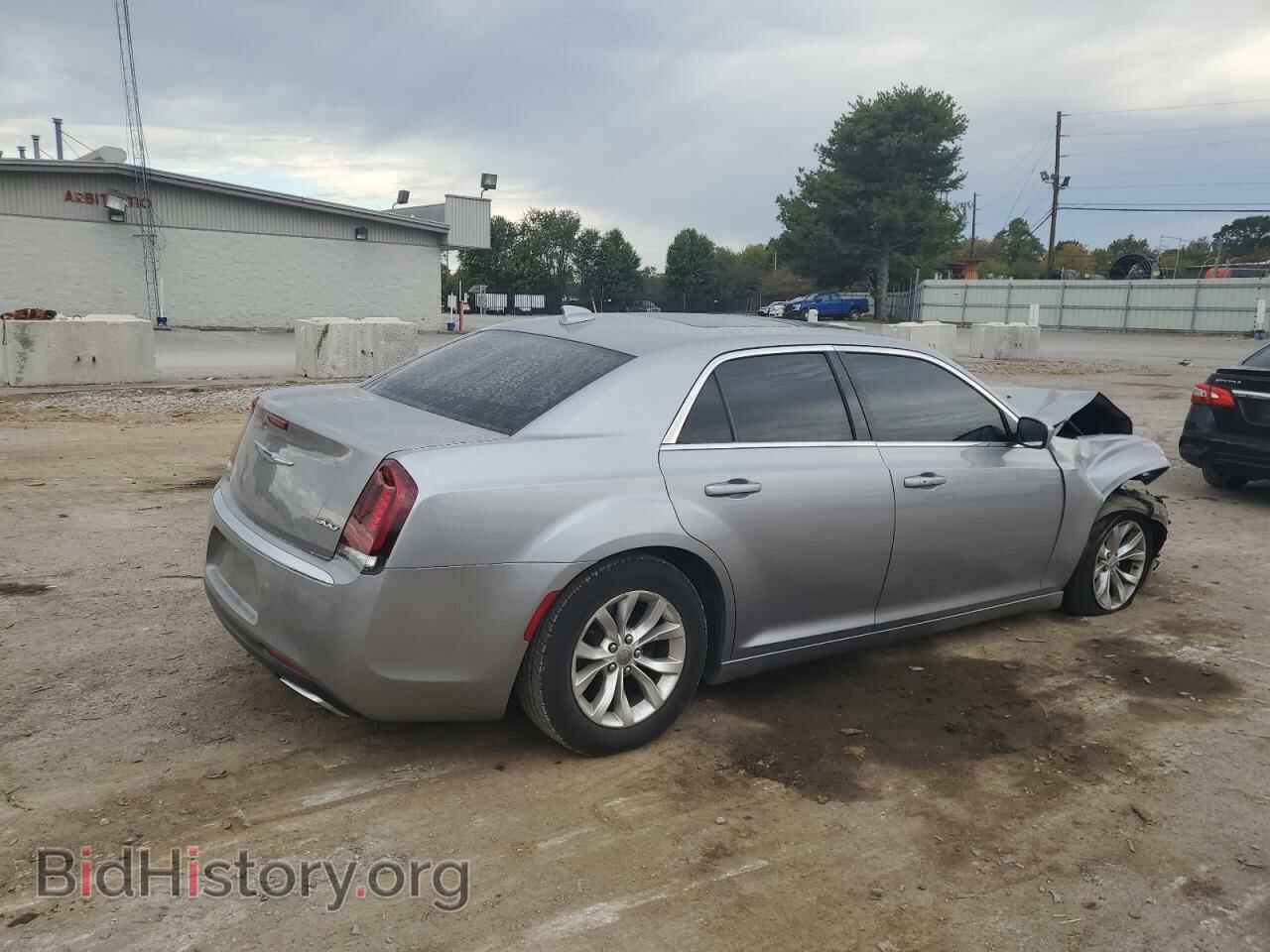 2016 CHRYSLER 300 - VIN: 2C3CCAAG2GH189525 - Фото 3