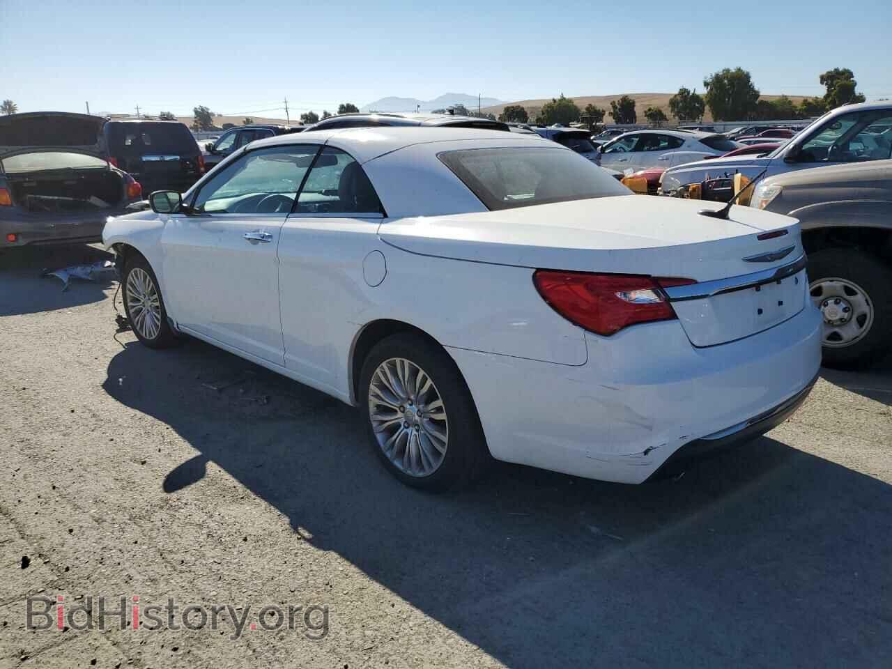 2013 CHRYSLER 200 - VIN: 1C3BCBFG2DN549910 - Фото 2