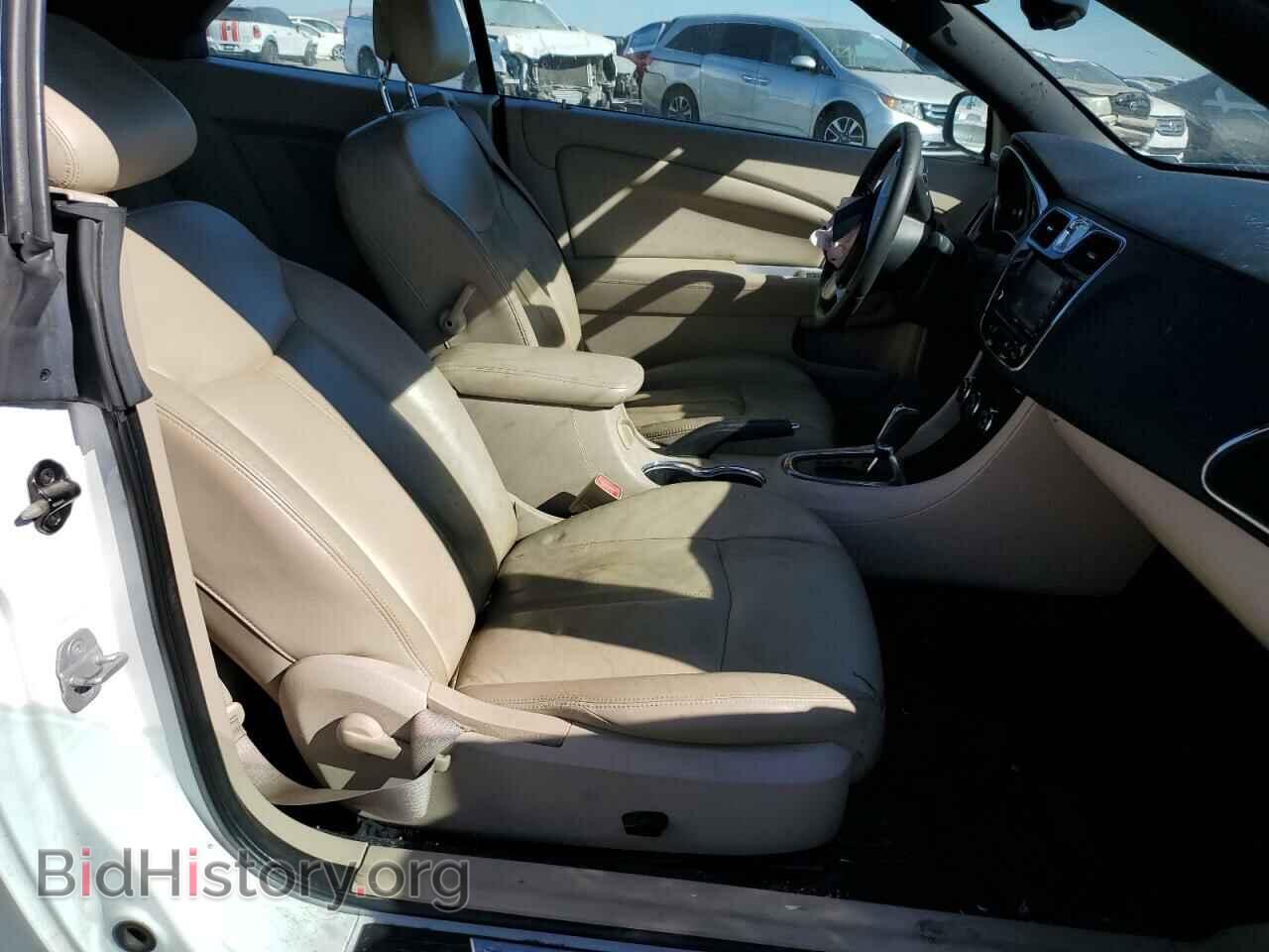 2013 CHRYSLER 200 - VIN: 1C3BCBFG2DN549910 - Фото 10